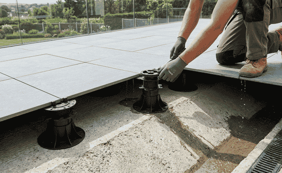 Advantages of Using Adjustable Paving Support Systems